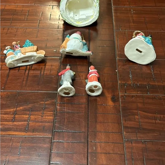 Ceramic Christmas Figurines - Picture 8 of 8